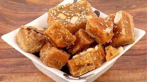 Pure & Traditional Desi Jaggery-500 gm 